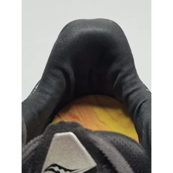 Saucony Endorphin Shift 2 Running Shoes Womens Size 9 Black White Sneakers - Picture 13 of 14